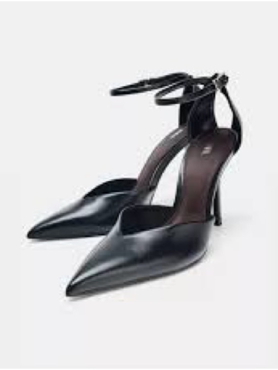 Zara Shoes - NWT Women’s ZARA black pointed toe heels- Size 39
